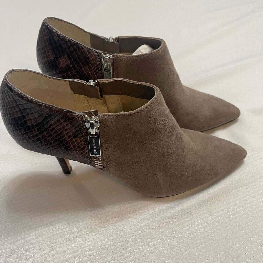 Michael Kors Womens 6M Gray Suede Croc Leather Pointed Toe Pump High Heels